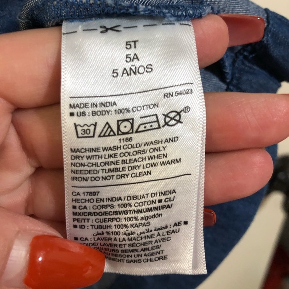 Denim dress from old navy ๐๐ - Picture 3 of 4